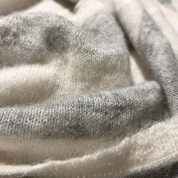 FREE PEOPLE Alpaca Sweater. Soft. Small. White and Grey. - Picture 4 of 9